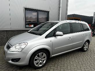 Opel Zafira 1.8 Cosmo. Automaat picture 13