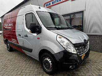 dañado vehículos comerciales Renault Master T35 2.3dCi L2H3 2015/1