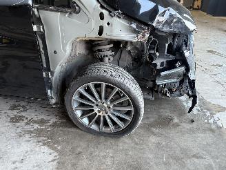 Mercedes V-klasse 250D Extra Lang Avantgarde picture 11