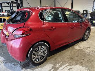 Peugeot 208 1.2 PureTech Automaat picture 26