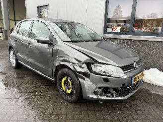 Damaged car Volkswagen Polo 1.2TSI Highline 2014/5