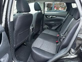 Nissan Qashqai 1.2 N-Connecta picture 24