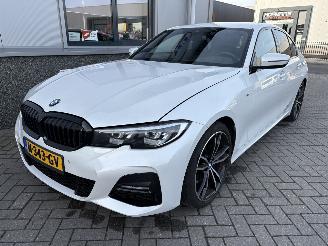 BMW 3-serie 330i M-Pakket High Executive Automaat picture 43