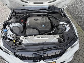 BMW 3-serie 330i M-Pakket High Executive Automaat picture 22