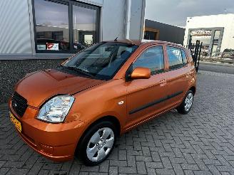 Kia Picanto 1.0 LXE Airco picture 3