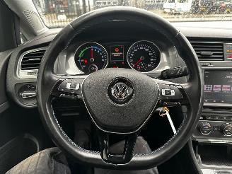Volkswagen e-Golf e-Golf picture 31