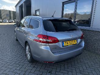 Peugeot 308 1.2 PureTech Blue Lease Premium picture 18