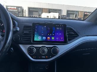 Kia Picanto 1.0 CVVT Design Edition picture 13