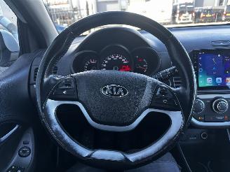 Kia Picanto 1.0 CVVT Design Edition picture 12