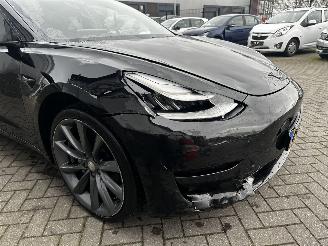 Voiture accidenté Tesla Model 3 Long Range AWD 75 kWh 2019/4