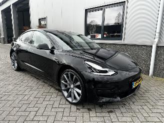škoda osobní automobily Tesla Model 3 Long Range AWD 75 kWh 2019/4