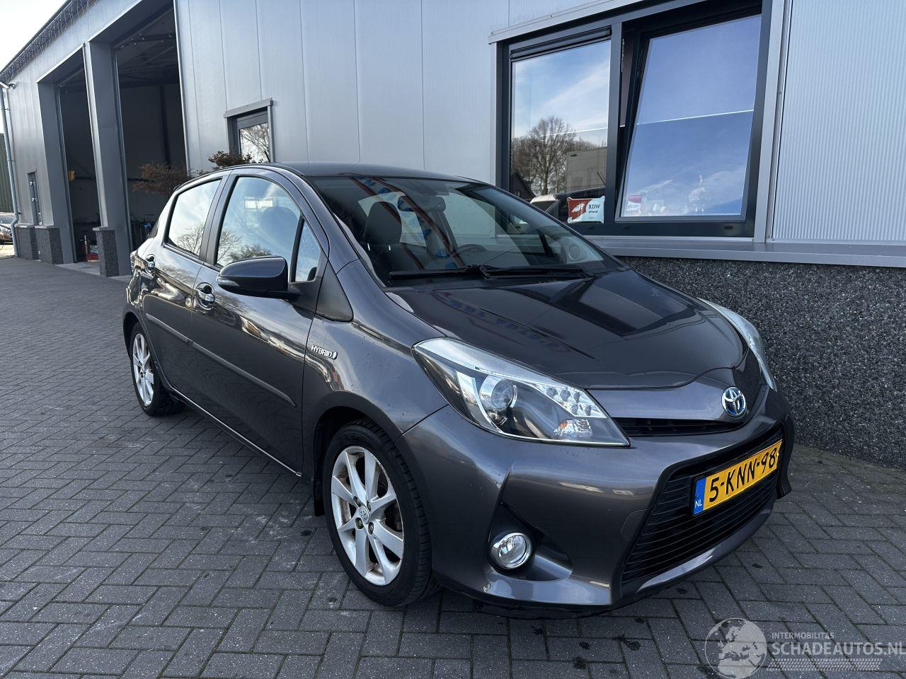 Toyota Yaris 1.5 Full Hybride Dynamic