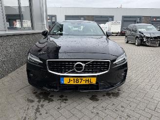 Schadeauto Volvo S-60 2.0 T4 R-Design 2020/8