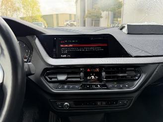 BMW 1-serie 118I High Executive picture 48