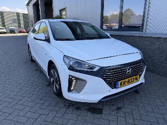 Damaged car Hyundai Ioniq 1.6 GDI First Edition 2016/11