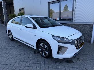 Hyundai Ioniq 1.6 GDI First Edition picture 2