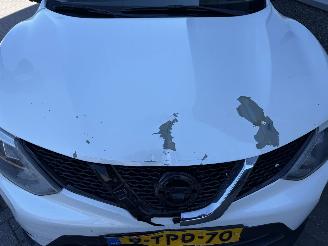 Nissan Qashqai 1.2 Premier Edition picture 30