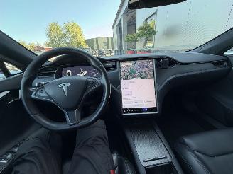 Tesla Model S 75D Base picture 17