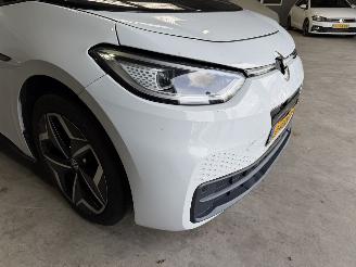 Volkswagen ID.3 First Plus 58kWh picture 16
