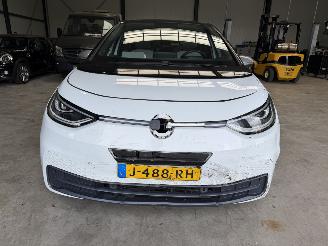 Volkswagen ID.3 First Plus 58kWh picture 15