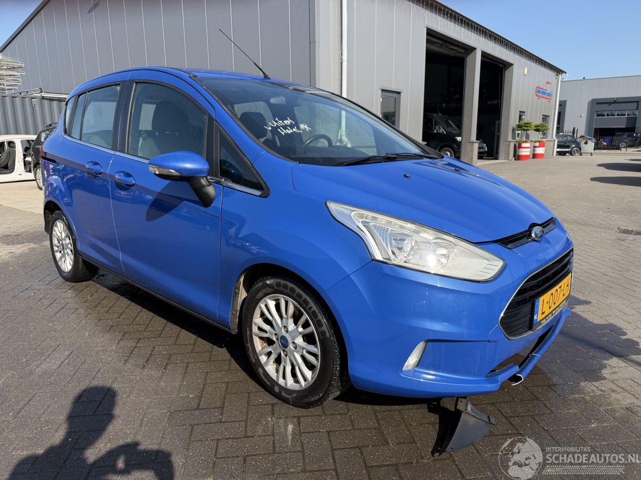 Ford B-Max 1.0 EcoBoost Titanium