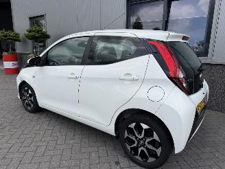 Toyota Aygo 1.0 VVT-i x-joy picture 16