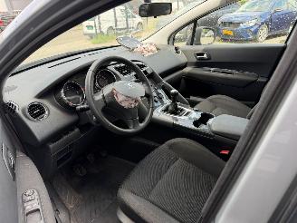 Peugeot 3008 1.6 VTi Blue Lease picture 11