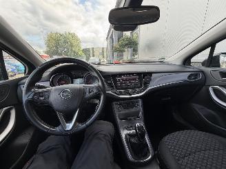 Opel Astra 1.0 Online Edition picture 25
