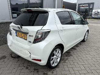 Toyota Yaris 1.5 Full Hybrid Dynamic picture 2