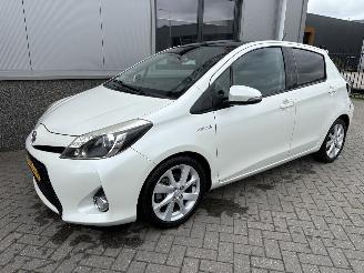 Toyota Yaris 1.5 Full Hybrid Dynamic picture 4