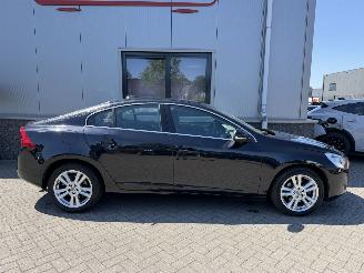 Volvo S-60 1.6 T4 Momentum picture 3