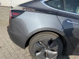 Tesla Model 3 Standard RWD Plus 60 kWh picture 11