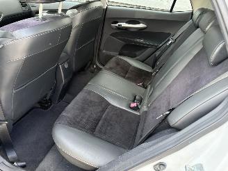Toyota Auris 1.8 Full Hybrid Executive picture 22