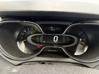 Renault Captur 0.9 TCe Expression picture 31