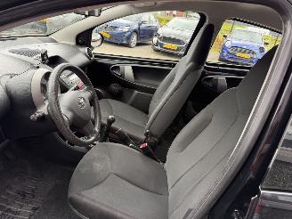 Toyota Aygo 1.0 VVT-i Comfort picture 32