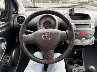 Toyota Aygo 1.0 VVT-i Comfort picture 36