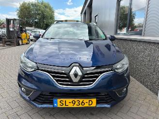 Renault Mégane 1.2 TCe Serie Signature Exclusiv picture 3