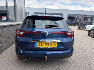 Renault Mégane 1.2 TCe Serie Signature Exclusiv picture 5