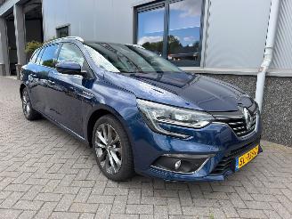 škoda osobní automobily Renault Mégane 1.2 TCe Serie Signature Exclusiv 2018/5