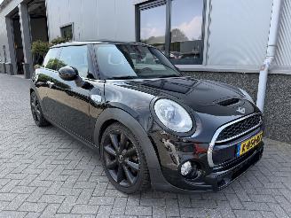 Damaged car Mini Cooper S 2.0 Cooper S JW 2014/12