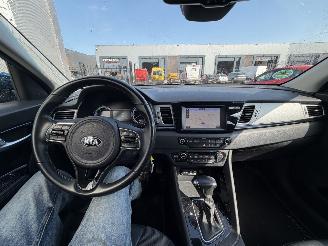 Kia Niro 1.6 GDI Hybrid First Edition picture 31