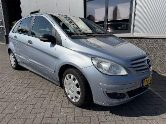 Voiture accidenté Mercedes B-klasse 200 Automaat. 2008/1