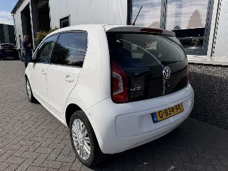 Volkswagen Up! 1.0 High up! BlueMotion picture 25