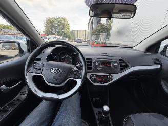 Kia Picanto 1.2 CVVT DynamicLine picture 23