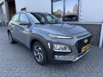 Coche accidentado Hyundai Kona 1.6 GDI HEV Comfort 2019/10