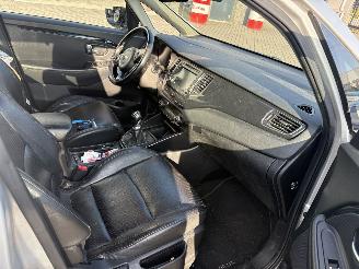 Kia Carens 1.6 GDI 7persoons picture 2