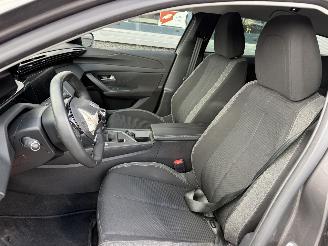 Peugeot 308 SW 1.2 PureTech Active Pack Business picture 34