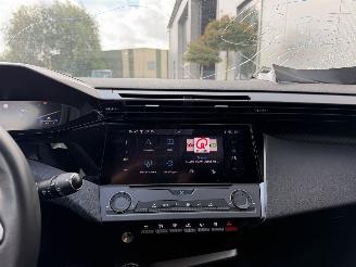 Peugeot 308 SW 1.2 PureTech Active Pack Business picture 40