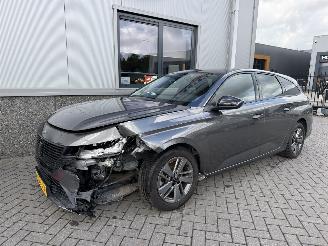 Peugeot 308 SW 1.2 PureTech Active Pack Business picture 13