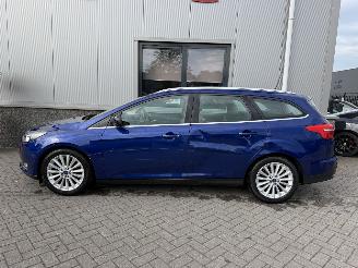Ford Focus 1.0 Titanium picture 26